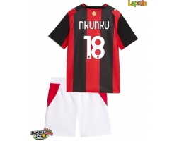 AC Milan Christopher Nkunku #18 Kotipaita Lapsille 2026-27 Lyhythihainen (+ shortsit) AC Milan Christopher Nkunku #18 Kotipaita Lapsille 2026-27 Lyhythihainen (+ shortsit)